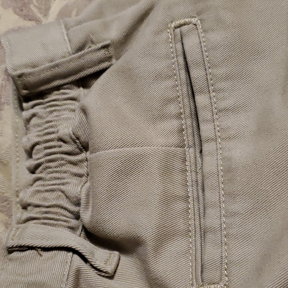 Rustler Khakis Men's Light Tan Pants - Size 40W X 30L - Picture 10 of 10